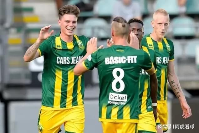 这位年轻球 这位年轻球