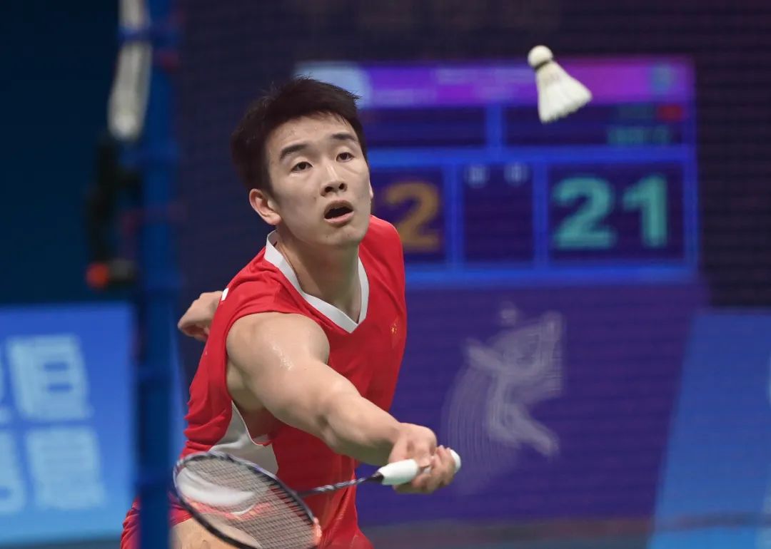 自世界各地 自世界各地