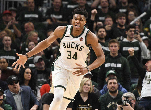 在关键季后 在关键季后